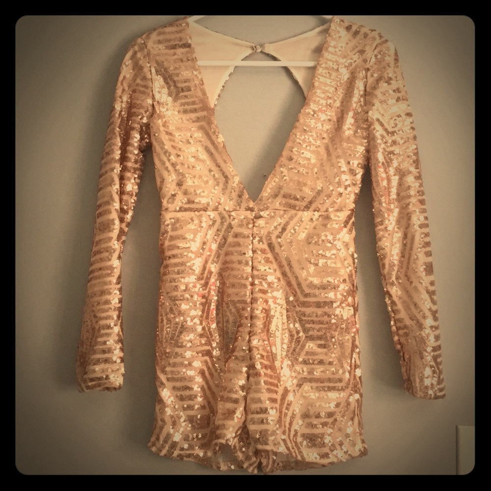 Low-cut Sequined Romper